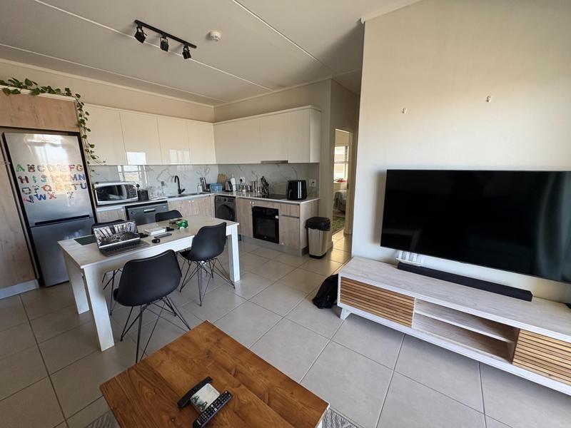 To Let 2 Bedroom Property for Rent in Richwood Western Cape